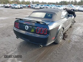 2007 Ford Mustang GT Deluxe with VIN 1ZVFT85H875335046, listed as a IAAI auction lot 41211492 with 108,509 mi miles and . Bid and sale history available at carsss.com. Image 4.