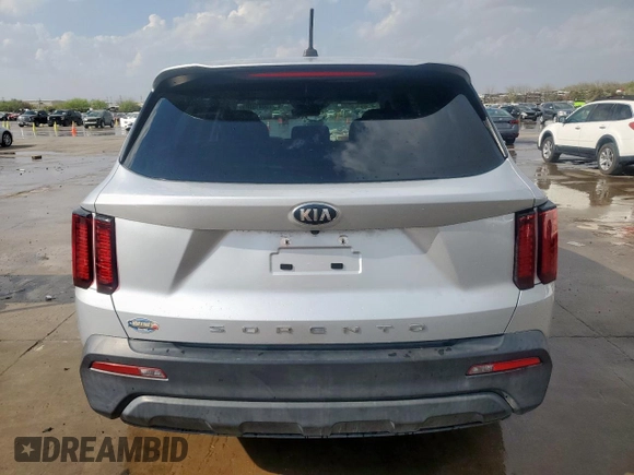 2021 Kia Sorento LX z VIN 5XYRG4LC3MG056711, wystawiony jako Copart lot #50418085 z przebiegiem 98 133 mil mil oraz Czysty tytuł • Clean title. Historia ofert i sprzedaży dostępna na DreamBid. Obrazek 6.