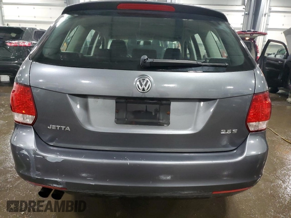 2010 Volkswagen Jetta z VIN 3VWKZ8AJ4AM626246, wystawiony jako Copart lot #49243245 z przebiegiem 188 819 mil mil oraz Szkoda całkowita • Salvage title. Historia ofert i sprzedaży dostępna na DreamBid. Obrazek 6.