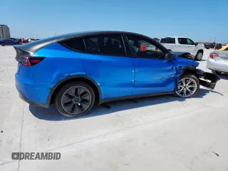 2024 Tesla Model Y Long Range z VIN 7SAYGDEE3RA238059, wystawiony jako Copart lot #61395925 z przebiegiem 14 991 mil mil oraz Szkoda całkowita • Salvage title. Historia ofert i sprzedaży dostępna na DreamBid. Obrazek 3.