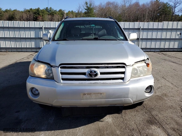 2004 Toyota Highlander with VIN JTEEP21A940016543, listed as a Copart auction lot 53738835 with 235,442 mi miles and Clean Title. Bid and sale history available at carsss.com. Image 5.