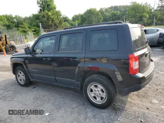 2013 Jeep Patriot Sport z VIN 1C4NJPBA0DD245848, wystawiony jako Copart lot #60368145 z przebiegiem 97 920 mil mil oraz Czysty tytuł • Clean title. Historia ofert i sprzedaży dostępna na DreamBid. Obrazek 2.