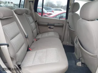 2005 Ford Explorer Sport Trac XLS with VIN 1FMZU77K35UA59213, listed as a IAAI auction lot 41690884 with 219,652 mi miles. Bid and sale history available at carsss.com. Image 8.
