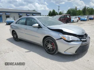 2015 Toyota Camry XLE with VIN 4T4BF1FKXFR498149, listed as a Copart auction lot 54358985 with 48,152 mi miles and Salvage Title. Bid and sale history available at carsss.com. Image 4.