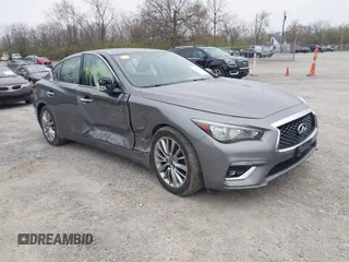 2018 Infiniti Q50 3.0t LUXE with VIN JN1EV7AR5JM441925, listed as a IAAI auction lot 41975558 with 139,243 mi miles. Bid and sale history available at carsss.com. Image 1.