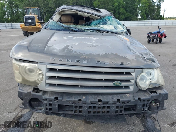 2006 Land Rover Range Rover HSE z VIN SALMF154X6A218685, wystawiony jako Copart lot #58928205 z przebiegiem Nie podano mil oraz Szkoda całkowita • Salvage title. Historia ofert i sprzedaży dostępna na DreamBid. Obrazek 10.
