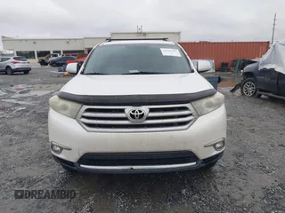2013 Toyota Highlander with VIN 5TDZA3EH2DS035257, listed as a IAAI auction lot 41606436 with 208,721 mi miles and . Bid and sale history available at DreamBid. Image 12.