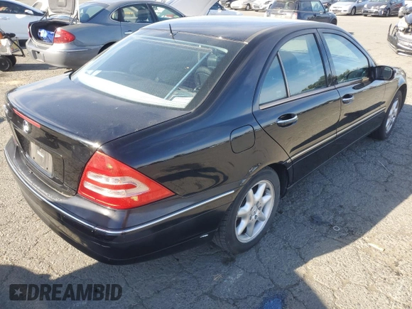2002 Mercedes-Benz C with VIN WDBRF61J82F200560, listed as a Copart auction lot 52525265 with 122,066 mi miles and Clean Title. Bid and sale history available at carsss.com. Image 3.