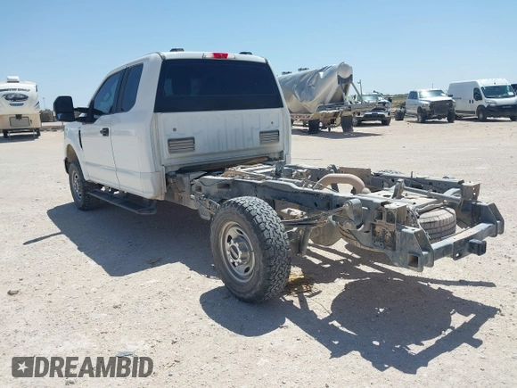 2022 Ford F-250 XL with VIN 1FT7X2B60NED41979, listed as a IAAI auction lot 41987174 with 126,009 mi miles and . Bid and sale history available at DreamBid. Image 3.