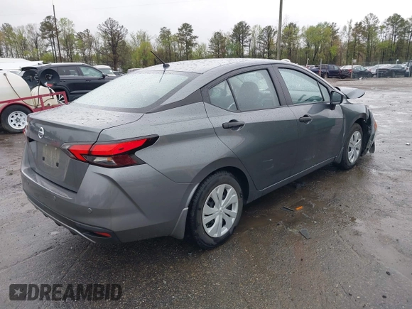 2022 Nissan Versa S z VIN 3N1CN8DV9NL821341, wystawiony jako IAAI lot #41963545 z przebiegiem 49 159 mil mil oraz . Historia ofert i sprzedaży dostępna na DreamBid. Obrazek 4.