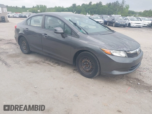 2012 Honda Civic LX z VIN 2HGFB2F58CH590369, wystawiony jako IAAI lot #42402397 z przebiegiem 202 116 mil mil oraz . Historia ofert i sprzedaży dostępna na DreamBid. Obrazek 1.