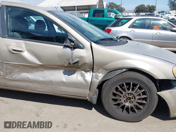 2004 Chrysler Sebring LX with VIN 1C3EL46X44N303515, listed as a IAAI auction lot 42012743 with 105,863 mi miles and . Bid and sale history available at DreamBid. Image 6.