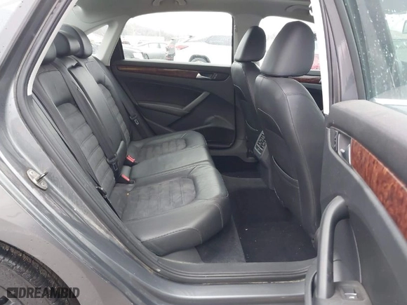 2013 Volkswagen Passat TDI SEL Premium with VIN 1VWCN7A32DC110954, listed as a IAAI auction lot 41448839 with 168,136 mi miles. Bid and sale history available at carsss.com. Image 8.