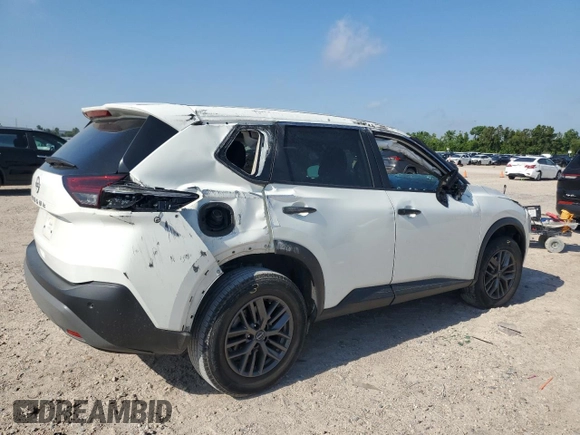 2023 Nissan Rogue S z VIN 5N1BT3AA3PC799012, wystawiony jako Copart lot #56778385 z przebiegiem 33 608 mil mil oraz Szkoda całkowita • Salvage title. Historia ofert i sprzedaży dostępna na DreamBid. Obrazek 3.