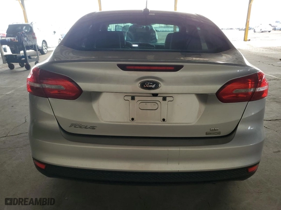 2018 Ford Focus SE with VIN 1FADP3FE2JL293455, listed as a Copart auction lot 50425635 with 26,435 mi miles and Salvage Title. Bid and sale history available at carsss.com. Image 6.