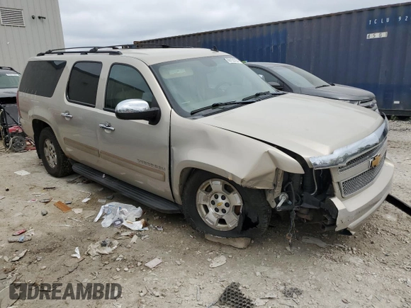 2012 Chevrolet Suburban LS with VIN 1GNSKHE77CR235736, listed as a Copart auction lot 69155704 with 0 mi miles and Non Repairable. Bid and sale history available at carsss.com. Image 4.