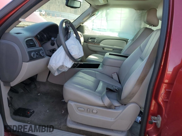 2014 GMC Yukon XL SLT with VIN 1GKS2KE7XER235548, listed as a Copart auction lot 48241365 with 0 mi miles and Salvage Title. Bid and sale history available at carsss.com. Image 7.