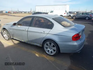 2007 BMW 3 Series 328xi with VIN WBAVC93577KX56977, listed as a IAAI auction lot 41349967 with 1 mi miles. Bid and sale history available at carsss.com. Image 3.