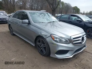 2014 Mercedes-Benz E-Class E 350 Luxury with VIN WDDHF8JB9EA932155, listed as a IAAI auction lot 41889693 with 146,872 mi miles. Bid and sale history available at carsss.com. Image 1.