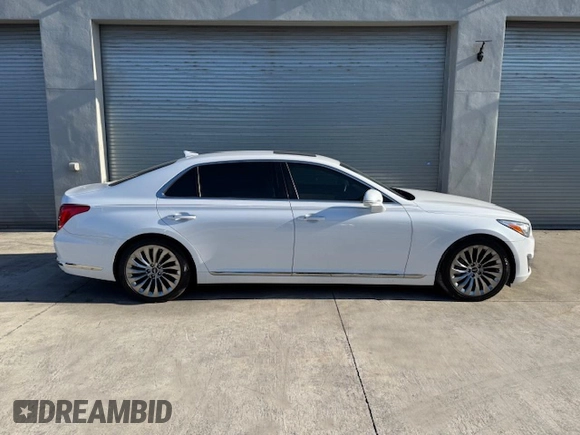 2019 Genesis G90 z VIN KMTF54JH1KU054539, wystawiony jako Copart lot #53653765 z przebiegiem 27 024 mil mil oraz Nie do naprawy • Non repairable. Historia ofert i sprzedaży dostępna na DreamBid. Obrazek 13.
