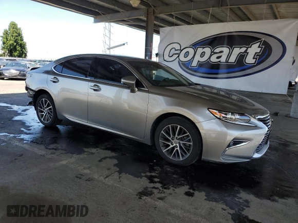 2016 Lexus ES 330 z VIN 58ABK1GG6GU019977, wystawiony jako Copart lot #59163355 z przebiegiem 55 368 mil mil oraz Szkoda całkowita • Salvage title. Historia ofert i sprzedaży dostępna na DreamBid. Obrazek 4.