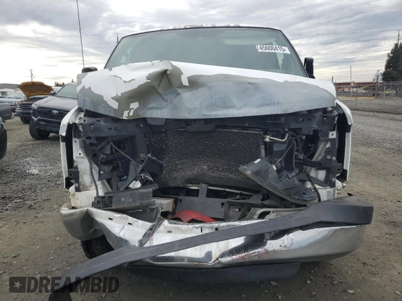 2005 Chevrolet Express Passenger with VIN 1GAHG35U851250429, listed as a Copart auction lot 45600415 with Not provided miles and Salvage title. Bid and sale history available at DreamBid. Image 5.