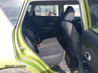 2014 Kia Soul with VIN KNDJN2A21E7041950, listed as a IAAI auction lot 41698710 with 103,809 mi miles. Bid and sale history available at carsss.com. Image 8.