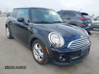 2011 MINI Hardtop with VIN WMWSU3C50BT098905, listed as a IAAI auction lot 42637688 with 118,389 mi miles and . Bid and sale history available at DreamBid. Image 1.