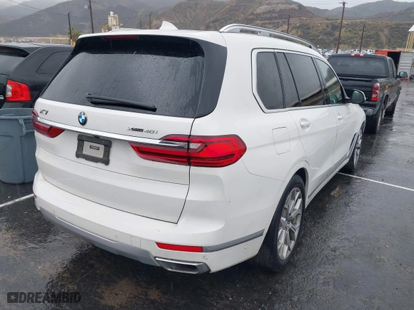 2019 BMW X7 xDrive40i with VIN 5UXCW2C57KL084137, listed as a IAAI auction lot 41662958 with 34,751 mi miles. Bid and sale history available at carsss.com. Image 4.