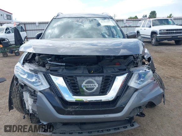 2017 Nissan Rogue SL z VIN JN8AT2MV9HW018040, wystawiony jako IAAI lot #42363401 z przebiegiem 76 020 mil mil oraz . Historia ofert i sprzedaży dostępna na DreamBid. Obrazek 12.
