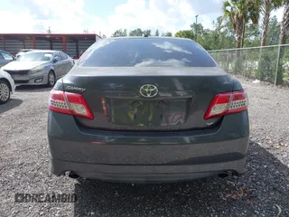 2011 Toyota Camry LE z VIN 4T1BF3EK8BU743564, wystawiony jako IAAI lot #41795818 z przebiegiem 168 877 mil mil oraz . Historia ofert i sprzedaży dostępna na DreamBid. Obrazek 17.