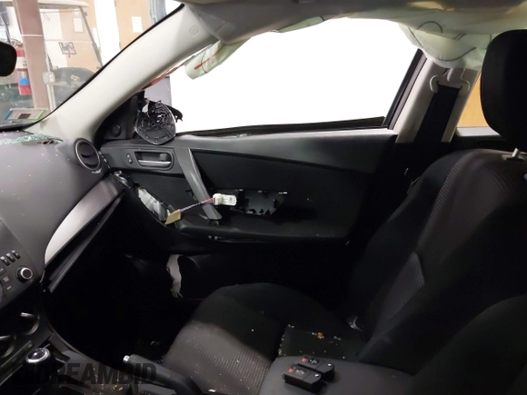 2012 Mazda 3 i Touring with VIN JM1BL1V77C1696219, listed as a IAAI auction lot 41944925 with 85,961 mi miles and . Bid and sale history available at DreamBid. Image 5.