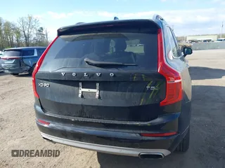 2016 Volvo XC90 Momentum with VIN YV4102XK7G1073911, listed as a IAAI auction lot 42053561 with 77,620 mi miles. Bid and sale history available at carsss.com. Image 16.