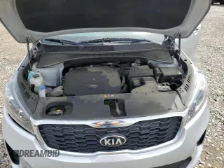 2020 Kia Sorento LX V6 with VIN 5XYPG4A5XLG629985, listed as a Copart auction lot 54002355 with 113,442 mi miles and Clean Title. Bid and sale history available at carsss.com. Image 12.