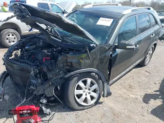 2012 Kia Sorento LX with VIN 5XYKT3A62CG306961, listed as a IAAI auction lot 41858307 with 152,344 mi miles. Bid and sale history available at carsss.com. Image 17.
