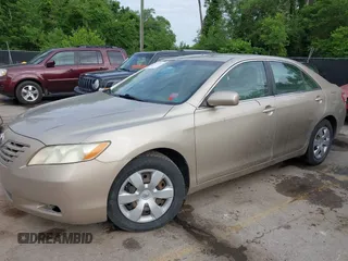 2008 Toyota Camry LE z VIN 4T1BE46K68U774036, wystawiony jako IAAI lot #42349132 z przebiegiem 213 721 mil mil oraz . Historia ofert i sprzedaży dostępna na DreamBid. Obrazek 2.
