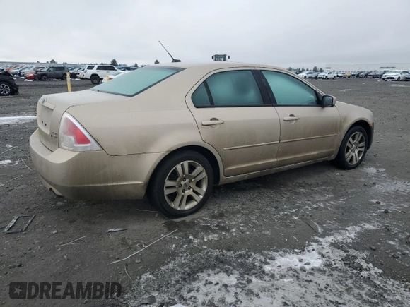 2007 Ford Fusion SE with VIN 3FAHP01107R239666, listed as a Copart auction lot 88331265 with 264,083 mi miles and Salvage Title. Bid and sale history available at carsss.com. Image 3.
