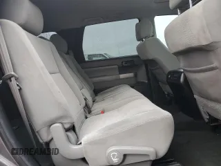 2015 Toyota Sequoia SR5 with VIN 5TDBY5G14FS126333, listed as a Copart auction lot 81995914 with 87,313 mi miles and Salvage Title. Bid and sale history available at carsss.com. Image 10.
