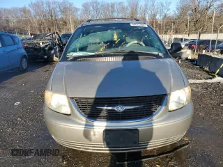 2003 Chrysler Town & Country EX with VIN 2C4GP74L73R172754, listed as a Copart auction lot 86831044 with 176,340 mi miles and Salvage Title. Bid and sale history available at carsss.com. Image 5.