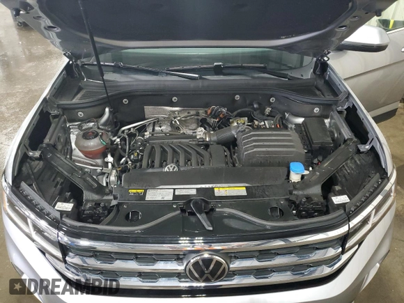 2023 Volkswagen Atlas 3.6L V6 SE w/Technology with VIN 1V2HR2CA5PC501045, listed as a Copart auction lot 51124455 with 28,020 mi miles and Salvage Title. Bid and sale history available at carsss.com. Image 13.