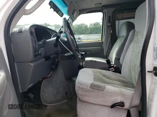 2006 Ford Econoline Cargo Recreational with VIN 1FDRE14W46HA12025, listed as a Copart auction lot 68670614 with 117,301 mi miles and Salvage title. Bid and sale history available at DreamBid. Image 7.
