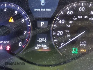 2010 Lexus LS 460 с VIN JTHCL5EFXA5005823, выставлен на аукционе IAAI как лот 41322153 с пробегом 194 886 миль миль и . История ставок и продаж доступна на DreamBid. Изображение 15.
