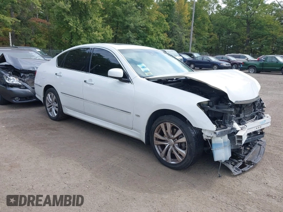 2010 Infiniti M with VIN JN1CY0AR4AM961524, listed as a IAAI auction lot 40352614 with 152,492 mi miles. Bid and sale history available at carsss.com. Image 1.