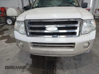 2008 Ford Expedition Eddie Bauer z VIN 1FMFU17508LA23323, wystawiony jako IAAI lot #42250870 z przebiegiem 290 841 mil mil oraz . Historia ofert i sprzedaży dostępna na DreamBid. Obrazek 6.