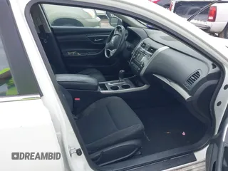 2015 Nissan Altima SV z VIN 1N4AL3AP4FC421354, wystawiony jako IAAI lot #41720274 z przebiegiem 147 487 mil mil oraz . Historia ofert i sprzedaży dostępna na DreamBid. Obrazek 5.