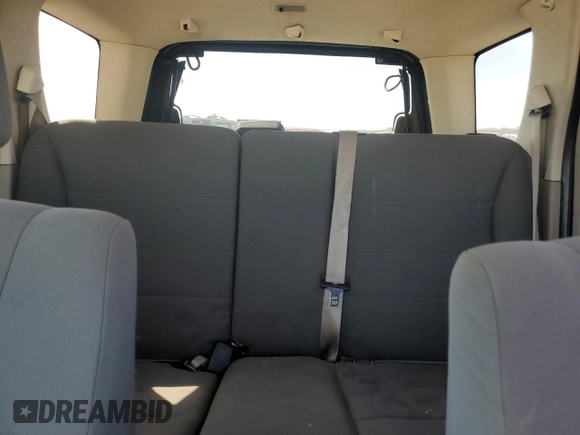 2010 Ford Escape XLS с VIN 1FMCU0C71AKC79020, выставлен на аукционе Copart как лот 52207675 с пробегом 188 415 миль миль и Списание • Salvage title. История ставок и продаж доступна на DreamBid. Изображение 10.