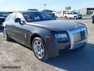 2011 Rolls-Royce Ghost with VIN SCA664S5XBUX49688, listed as a IAAI auction lot 40971162 with 17,595 mi miles. Bid and sale history available at carsss.com. Image 1.