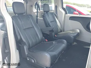 2014 Chrysler Town & Country Touring with VIN 2C4RC1BG6ER463885, listed as a IAAI auction lot 41943602 with 154,815 mi miles. Bid and sale history available at carsss.com. Image 8.