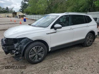 2024 Volkswagen Tiguan with VIN 3VVTB7AX3RM233619, listed as a Copart auction lot 51043355 with 1,002 mi miles and Salvage title. Bid and sale history available at DreamBid. Image 1.