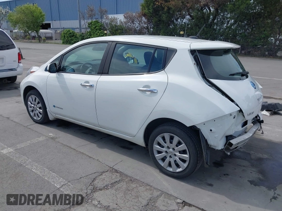 2015 Nissan LEAF S with VIN 1N4AZ0CP4FC326903, listed as a IAAI auction lot 42009732 with 109,794 mi miles. Bid and sale history available at carsss.com. Image 3.